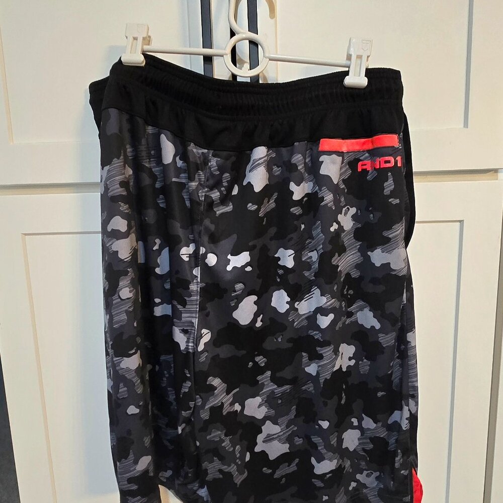 And1 Black and Grey Camouflage Shorts Men Size 2X  Black Gray Grey - Picture 4 of 7